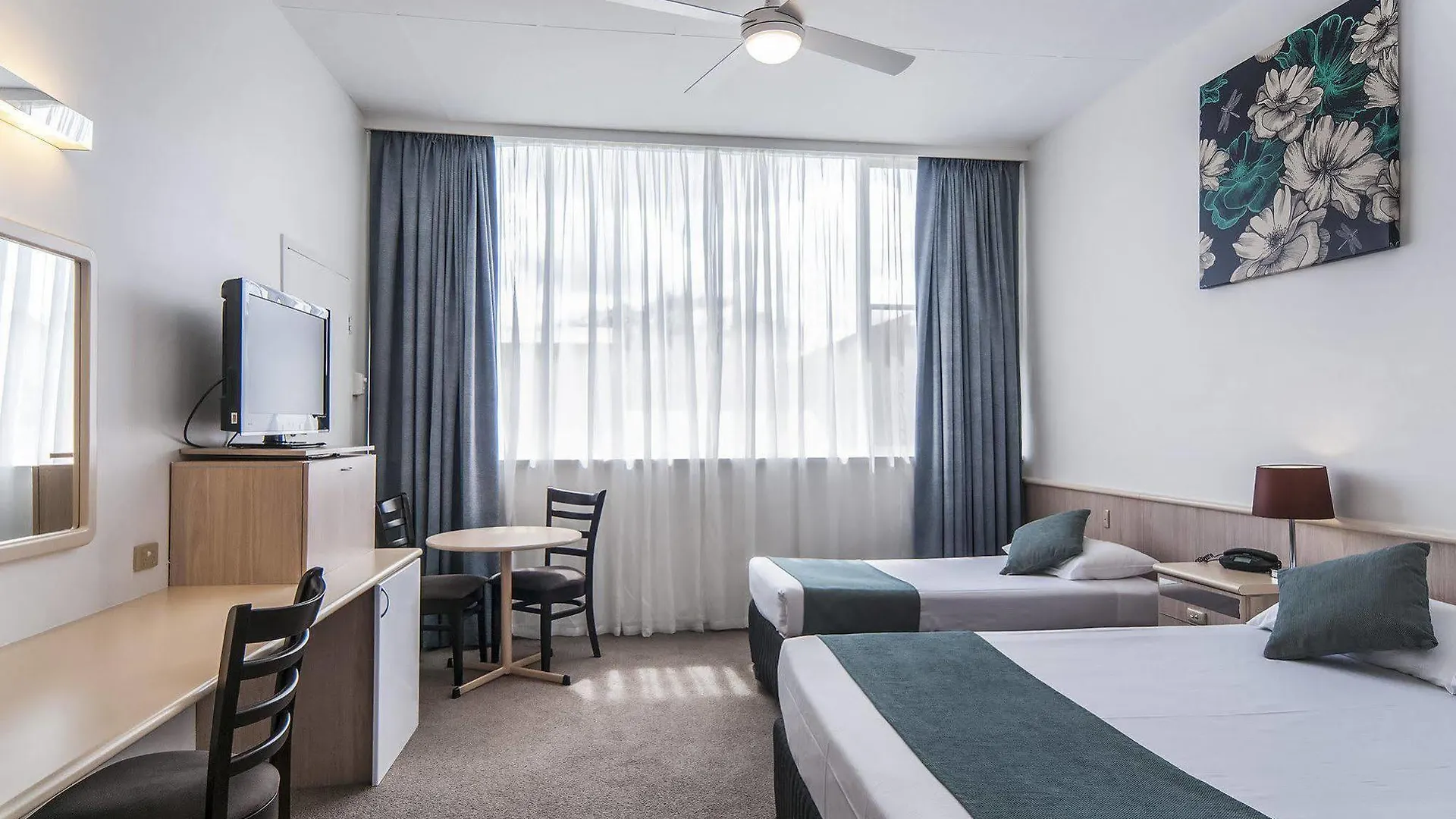 Comfort Inn Regal Park Adelaide