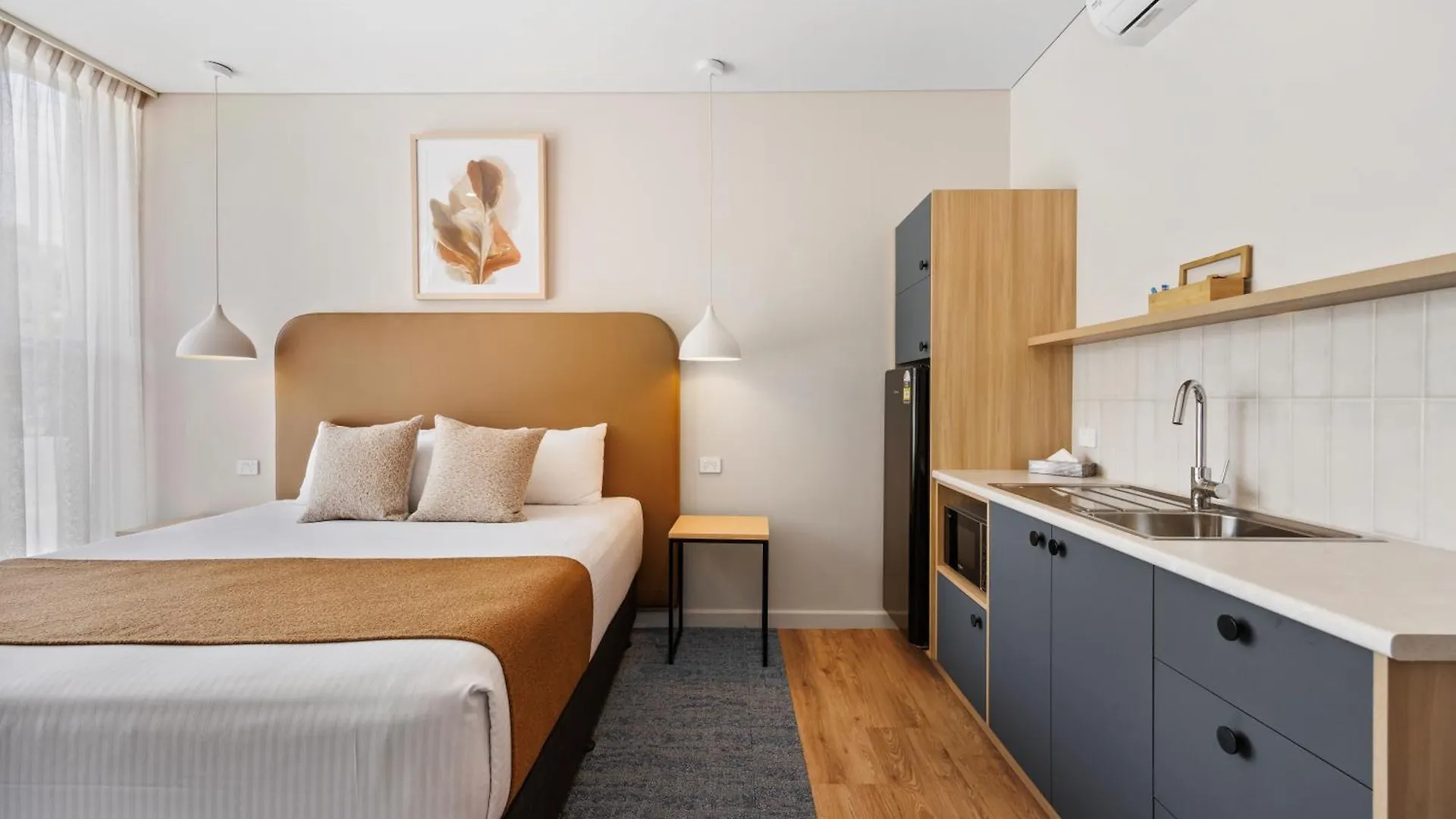 Comfort Inn Regal Park Adelaide Hotel