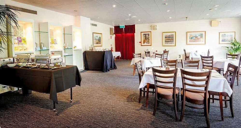 Comfort Inn Regal Park Adelaide 3*,