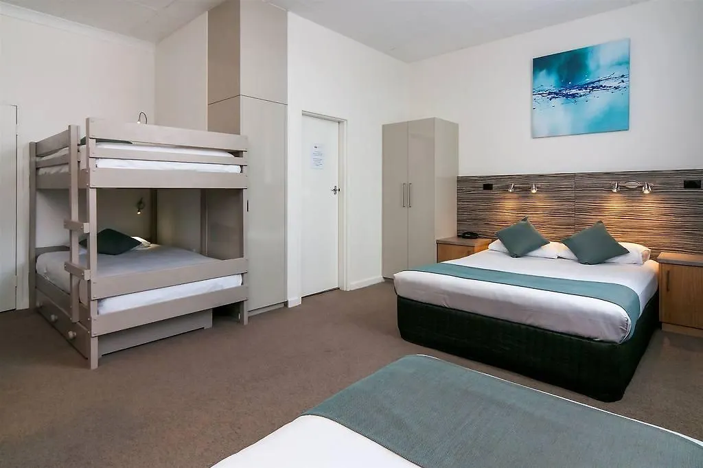 *** Hotel Comfort Inn Regal Park Adelaide Australia
