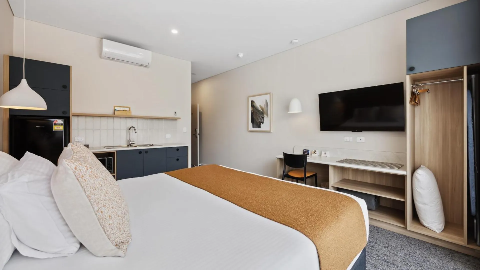 Comfort Inn Regal Park Adelaide Hotel