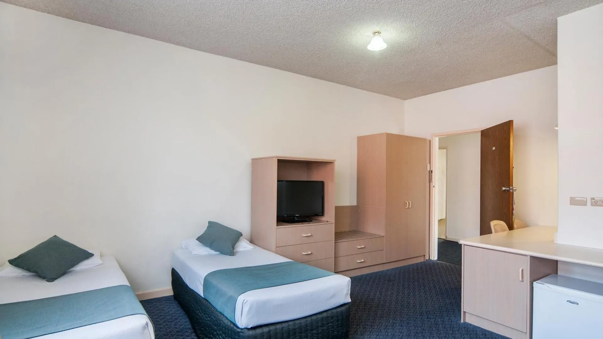 Comfort Inn Regal Park Adelaide
