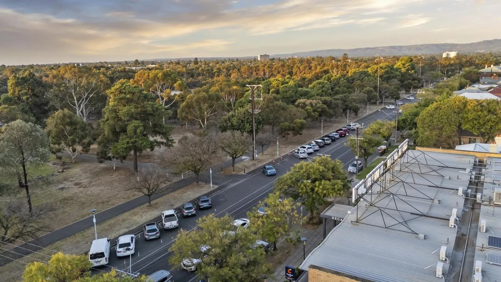 Comfort Inn Regal Park Adelaide Hotel
