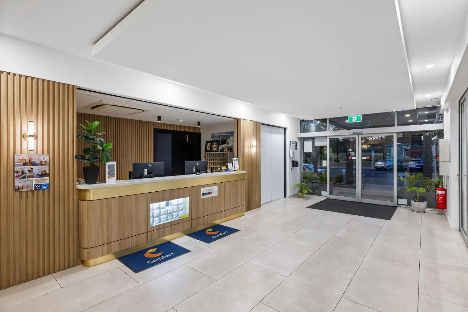 Comfort Inn Regal Park Adelaide Hotel