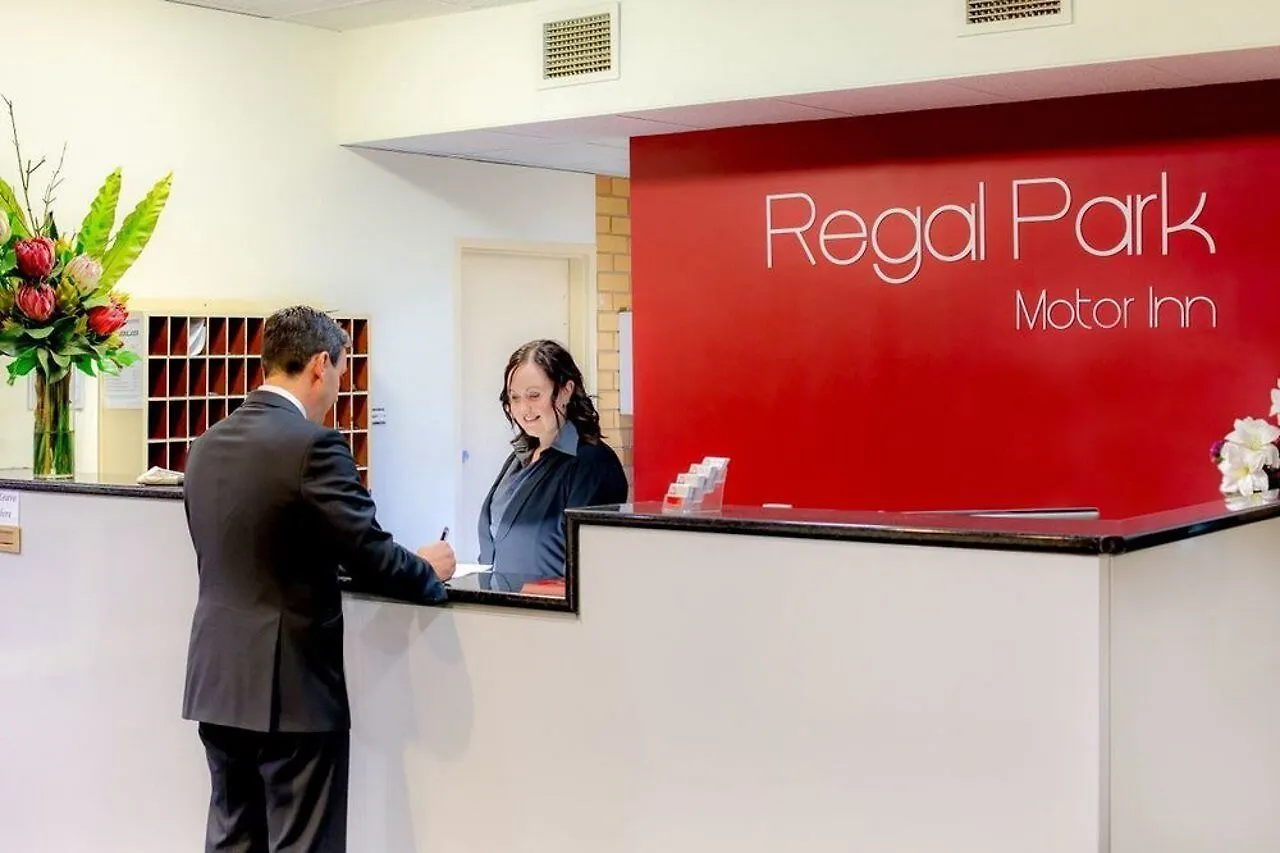 Comfort Inn Regal Park Adelaide 3*,